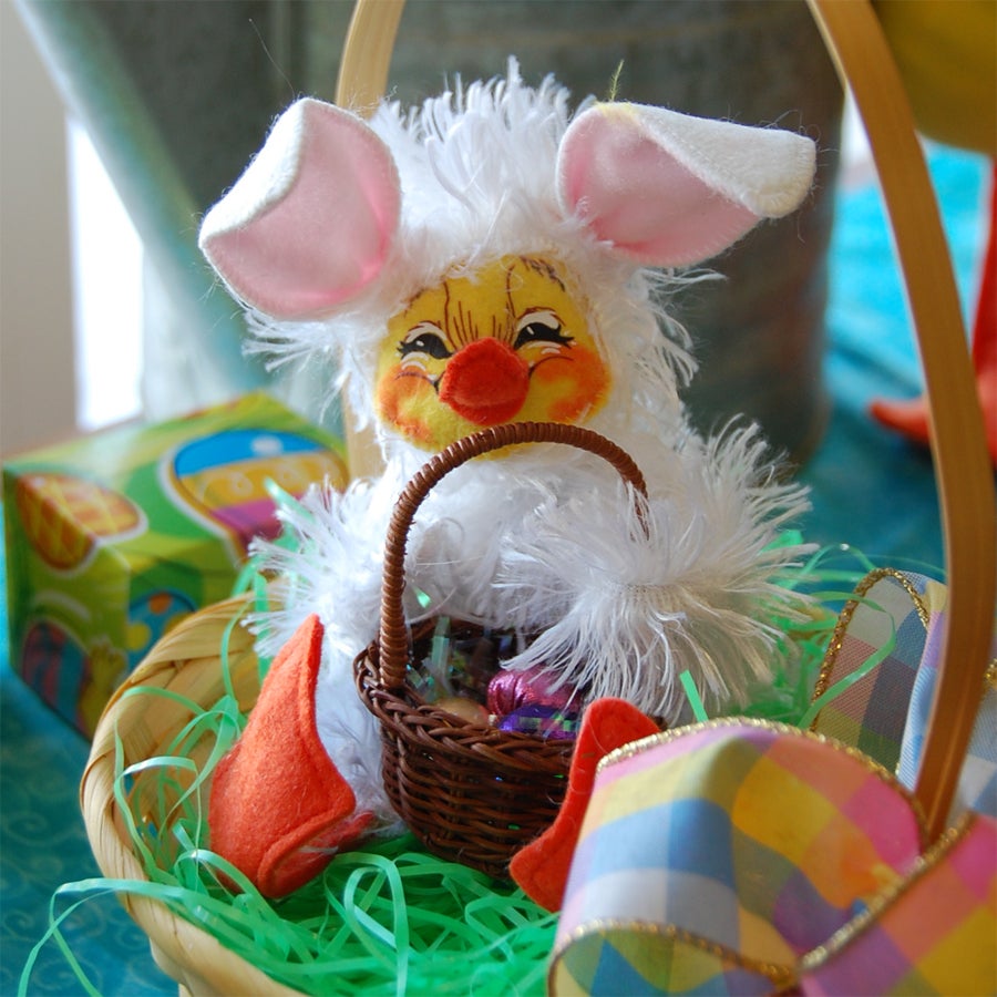 6" Easter Bunny Duck