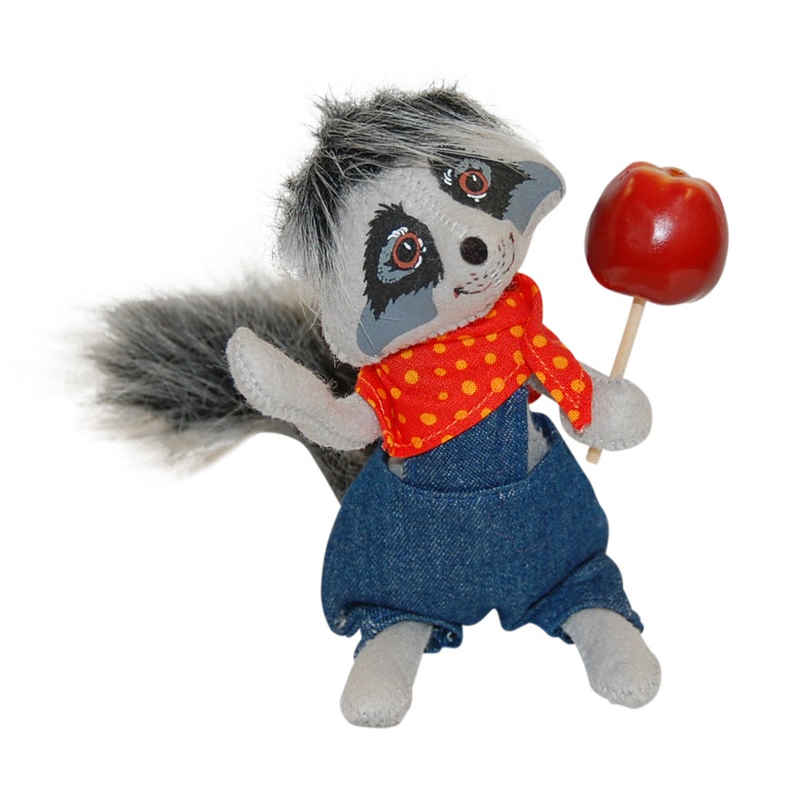 6in County Fair Raccoon