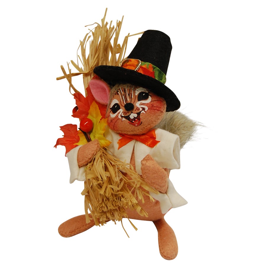6in Pilgrim Boy Chipmunk