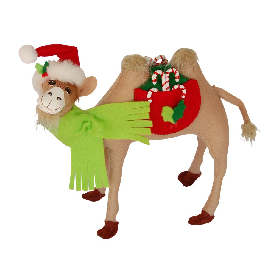 9in Holly Berry Camel