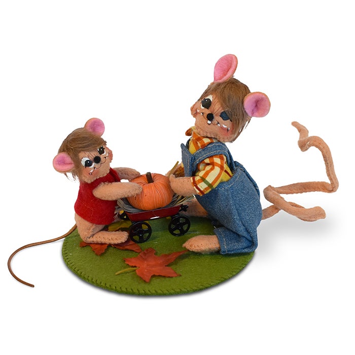 5 inch pumpkin hauling friends