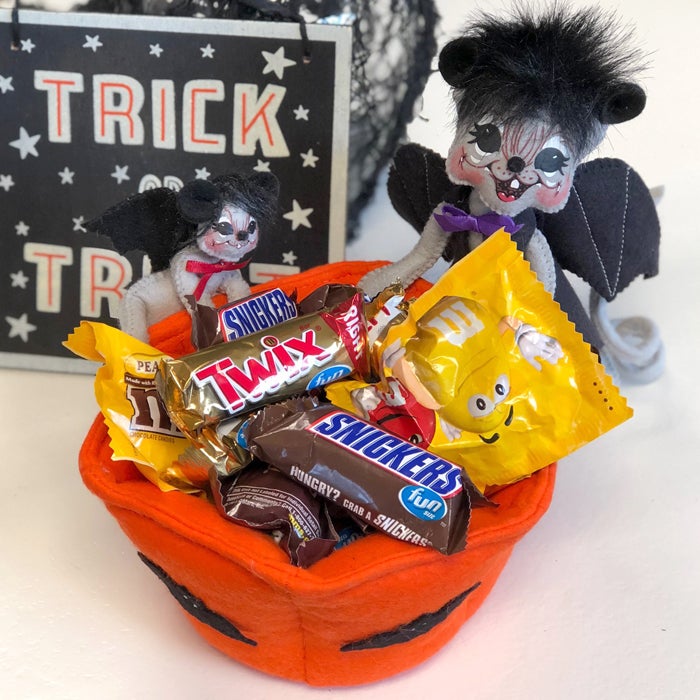 860218 6in candy bowl bat mice