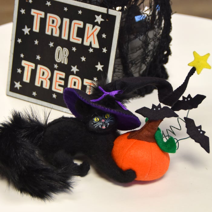 860118 4in Bat Crazy Cat 860118 4 inch bat crazy cat