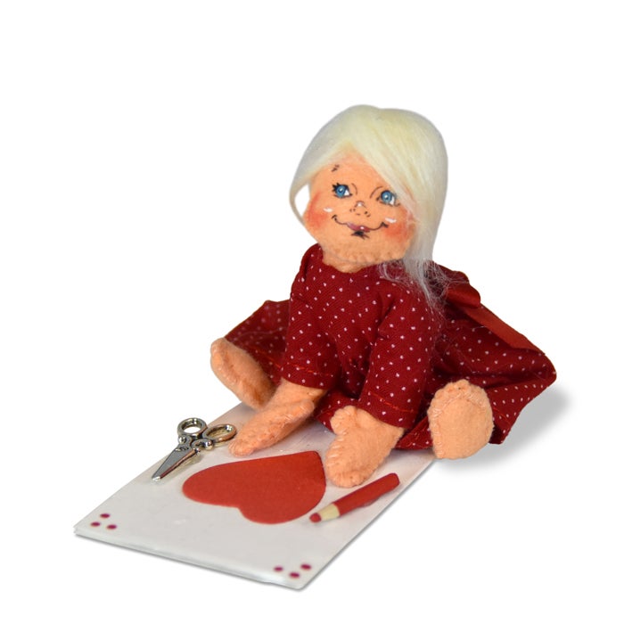 850119 5in Makin' Valentines Girl