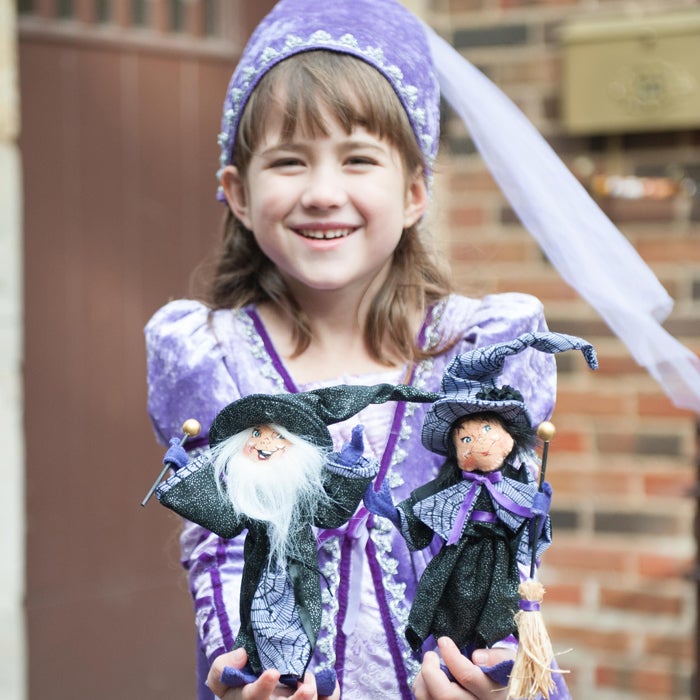 311919 312019-L WEB 9 inch hocus pocus wizard