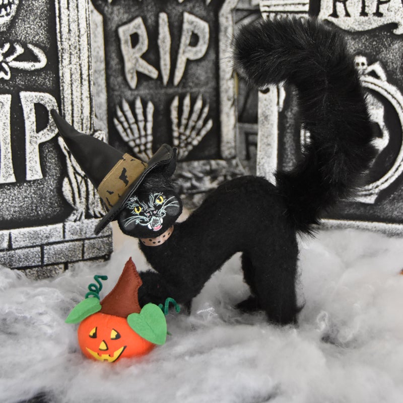 311320 6in Scaredy Cat-WEB