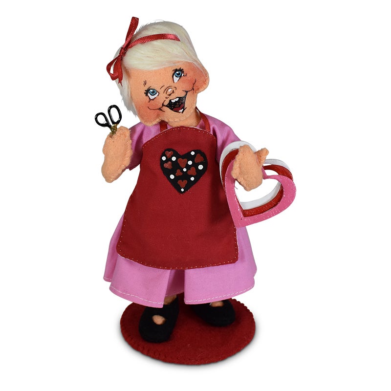 110921 7in Crafty Valentine Girl