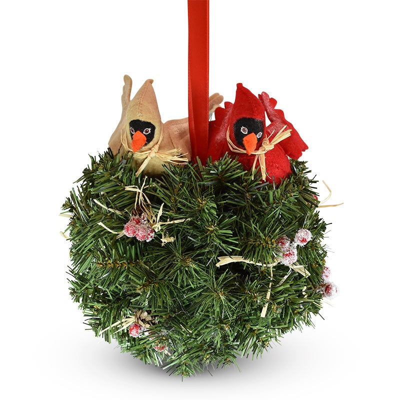 862620 8in Kissing Ball with Cardinals 862620 8in Kissing Ball with Cardinals