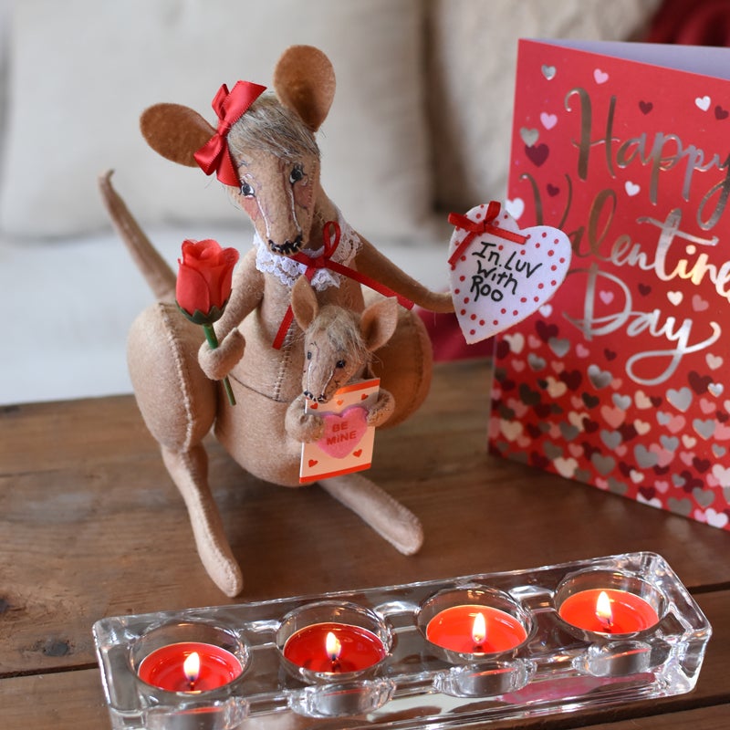 111121 10in Valentine Delivery1