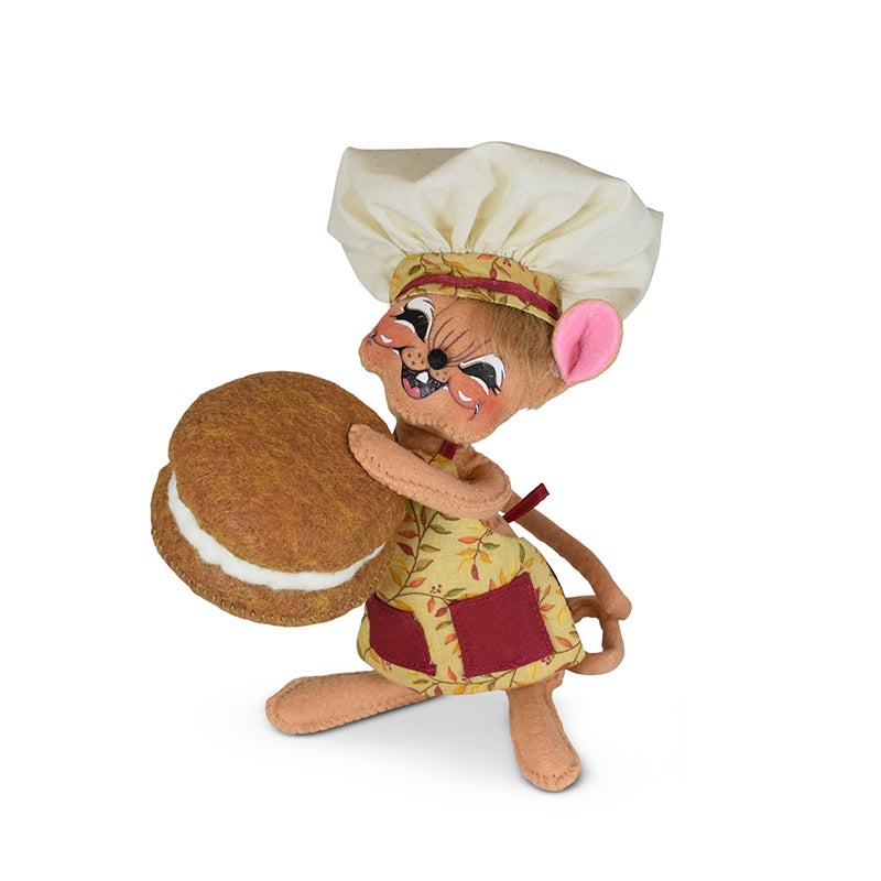 360921 6in Pumpkin Whoopie Pie Chef Mouse