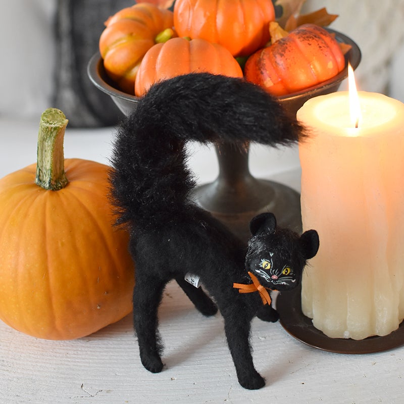 2021 4in Halloween Kitty2-WEB