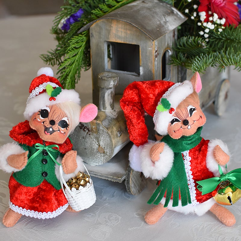 2022 6in Crimson Crush Mouse Couple-1-WEB 2022 6in Crimson Crush Mouse Couple-1-WEB