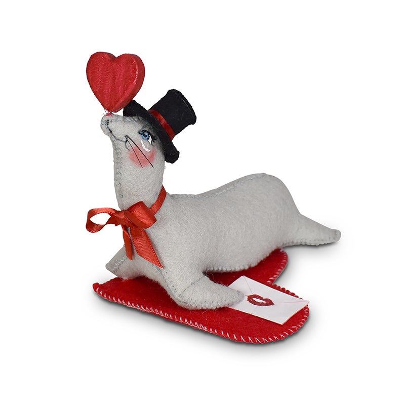 110423 5in Sealed with a Kiss 110423 5in Sealed with a Kiss