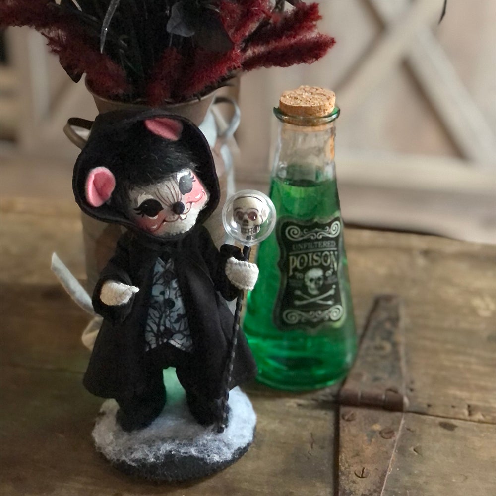 310822 6in Midnight Reaper Mouse-WEB