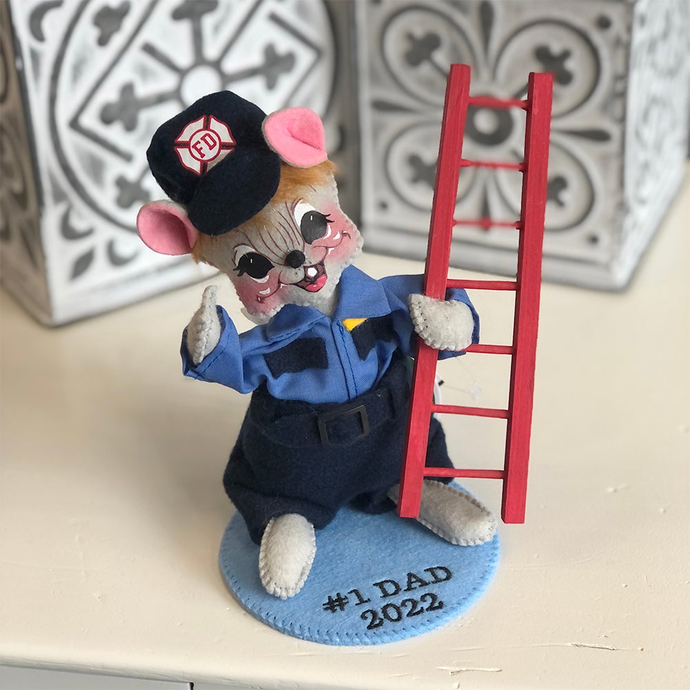 6in Emergency Services Mouse w-base