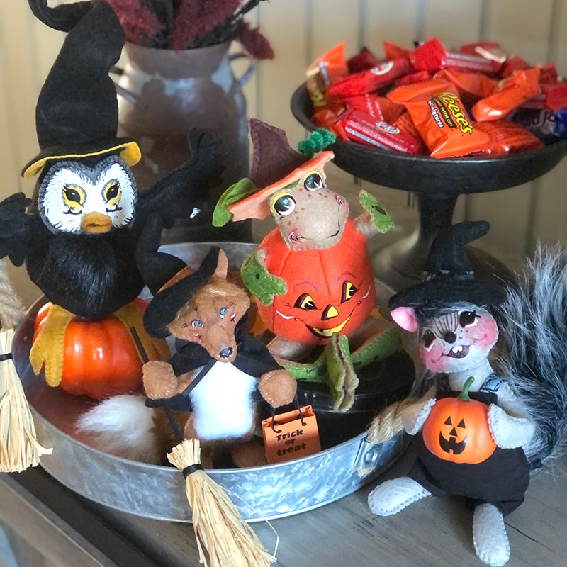 2022 Halloween Animal Group1-candy-WEB