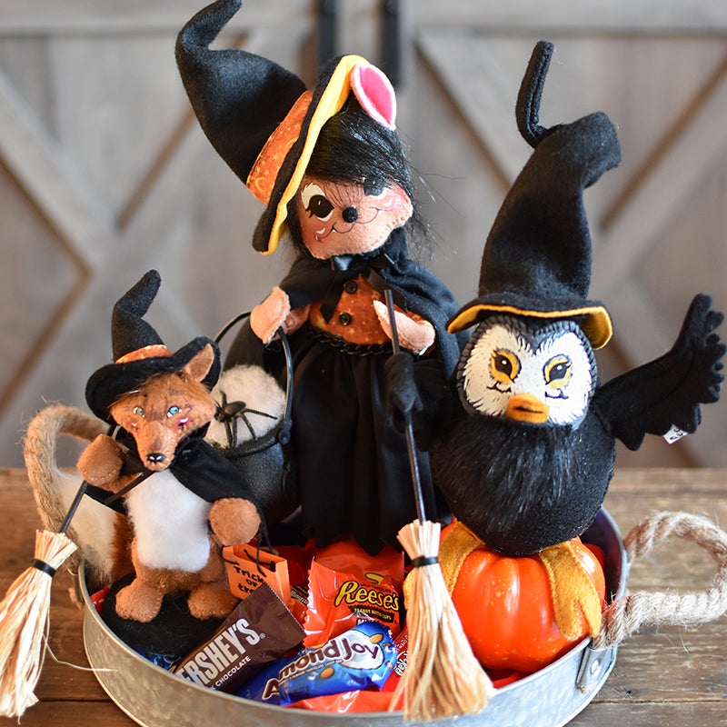 2022 Moonlight Group-WEB 2022 Moonlight Group-WEB