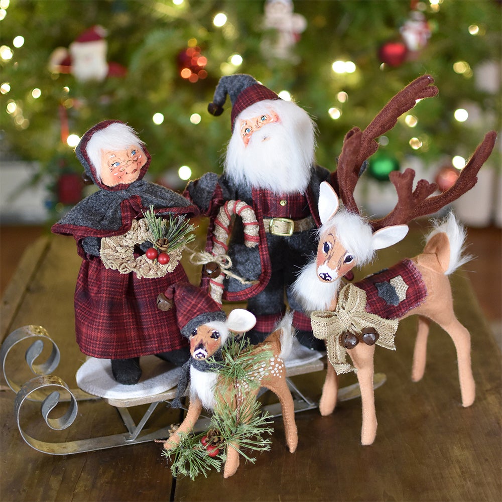 2023 Plaid and Pine Santas and Deer Set-WEB