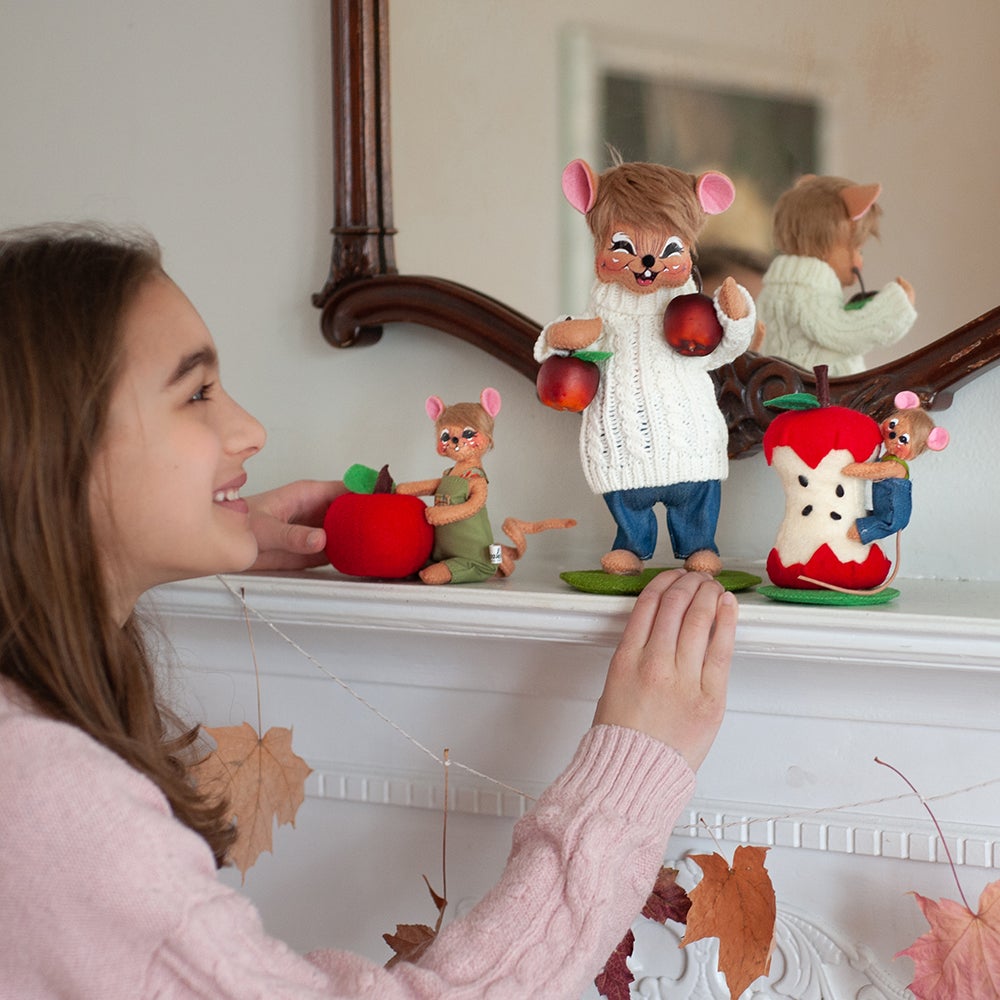 2023 Apple Picking Trio-L-WEB