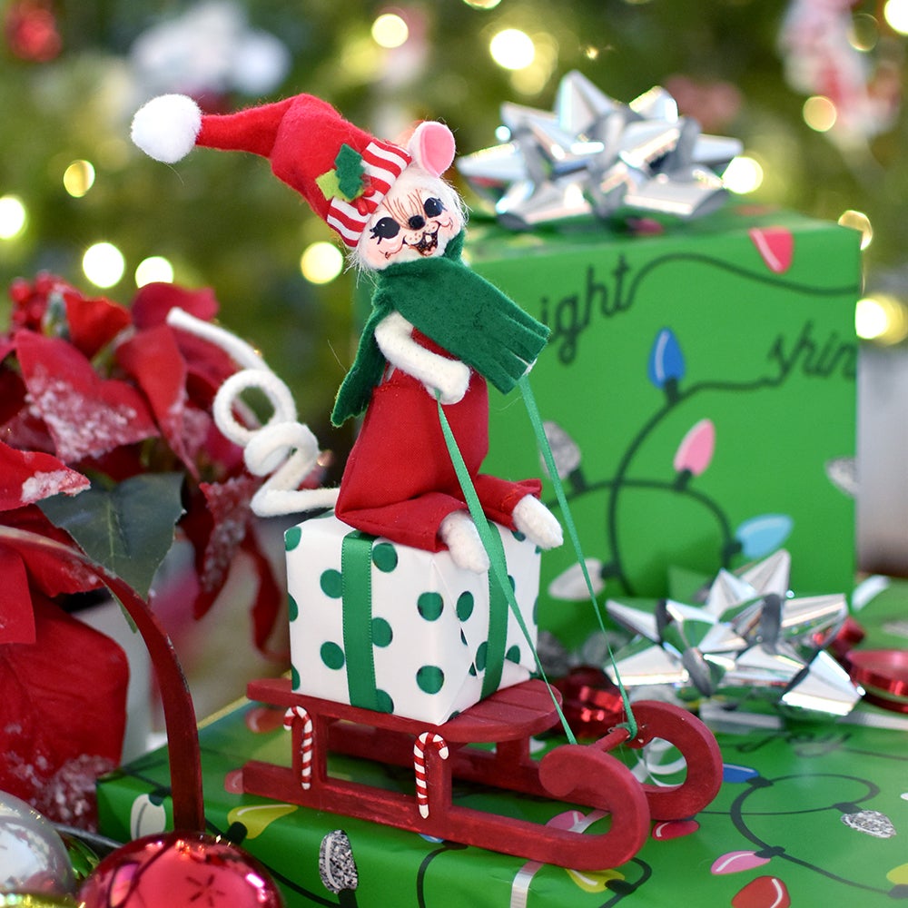 610723 5in Jolly Mouse on Sled-L-WEB