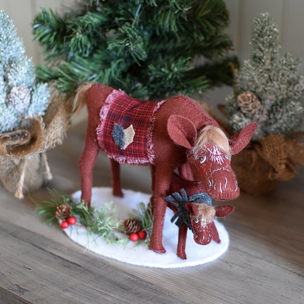 760723 7in Plaid and Pine Moose-L-WEB