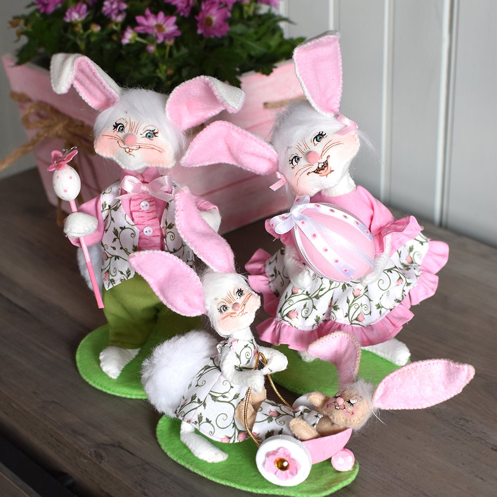2024 Easter Bunny Family-WEB (1)