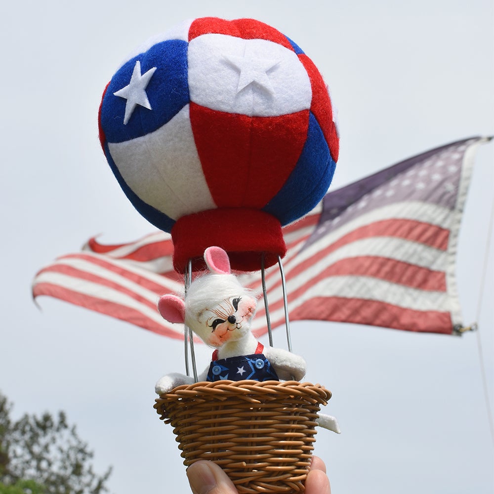 260924 11in Patriotic Balloon Ride-WEB