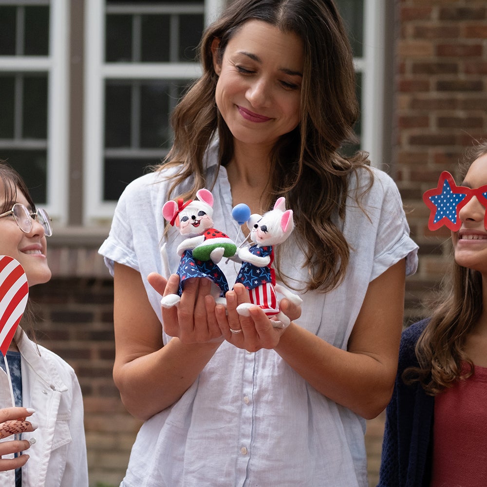 2024 6in Patriotic Mouse Couple-3-WEB
