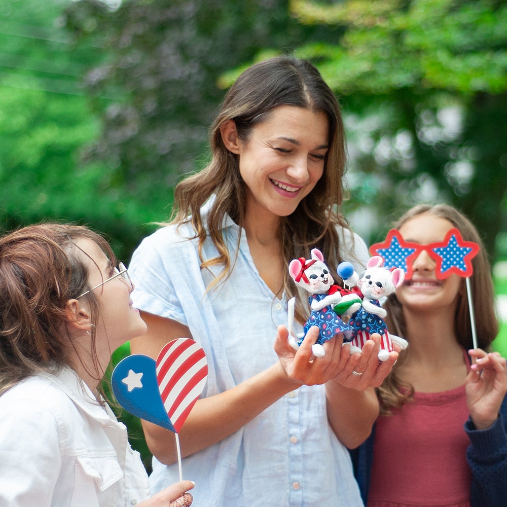 2024 Patriotic Mouse Couple-WEB